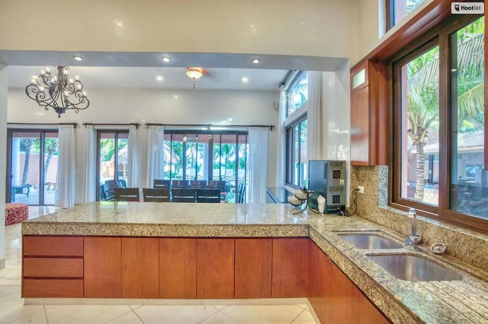 Mansion Villa In Soliman Bay For 34 Guests! Tulum
